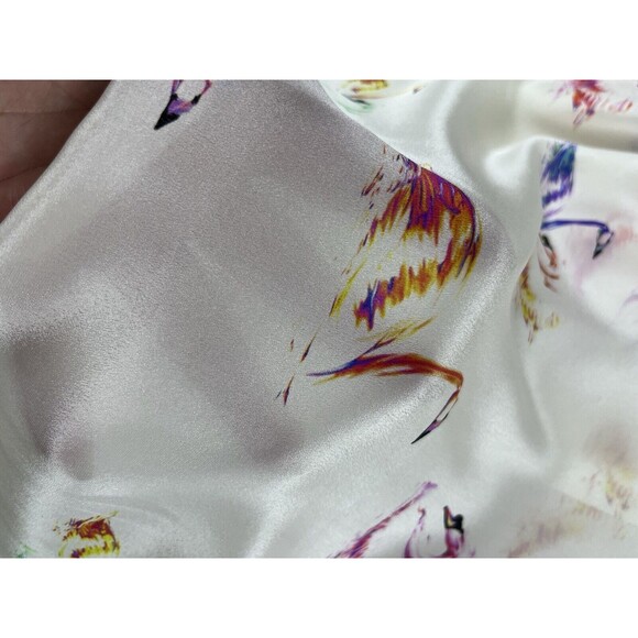 Marc Jacob’s Blouse Womens 4 Sheer Silk Swans Print Chic Career Light Academia - Picture 11 of 11